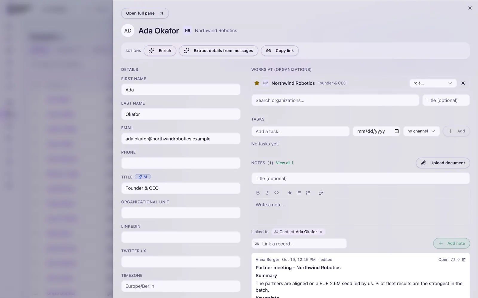 Customizable CRM record in Sigma CRM: contact attributes with AI autofill, organizations, tasks and notes